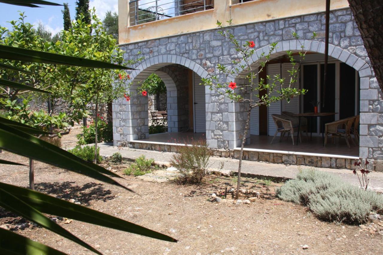 Sea And Mountain View Villa Kalamata Luaran gambar