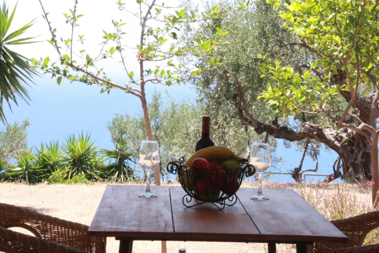 Sea And Mountain View Villa Kalamata Luaran gambar