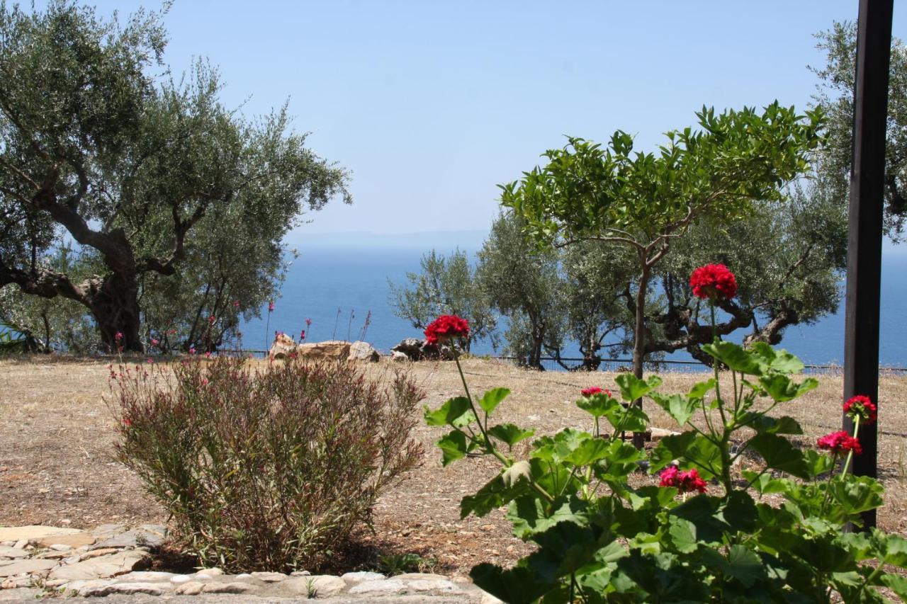 Sea And Mountain View Villa Kalamata Luaran gambar